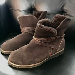 EMU Australia Sheerling Boots-Mocha Brown